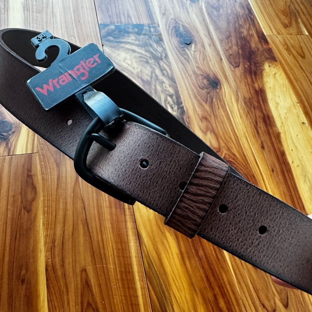 Wrangler Men's Brown Leather Belt with Black Buckle